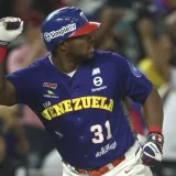 Yasiel Puig fue confirmado con Tiburones de La Guaira para la LVBP 2024-2025