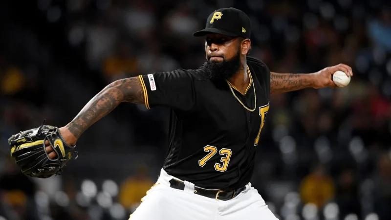 Leones entregan a Magallanes a pitcher que cumplió condena por agresión sexual en Estados Unidos