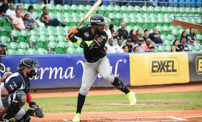 Águilas visitan a los Tigres en serie crucial