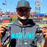 Guantines de Arráez ya están en Cooperstown