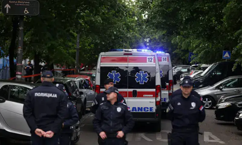 Tirador de Serbia tenía un arsenal en su casa