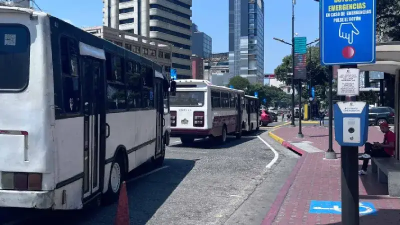 Transportistas posponen aumento de tarifa hasta agosto