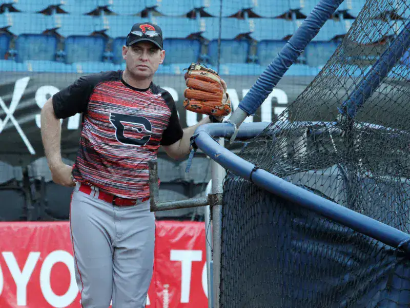Cardenales anuncia la salida de Carlos Mendoza