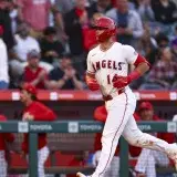 Texas suma a OHoppe y Silseth en canje con Angelinos