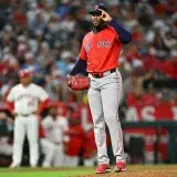 Chapman rompe marca histórica de ponches entre relevistas en Grandes Ligas