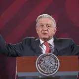 López Obrador afirma "no proteger a nadie" ante juicio al jefe de Migración
