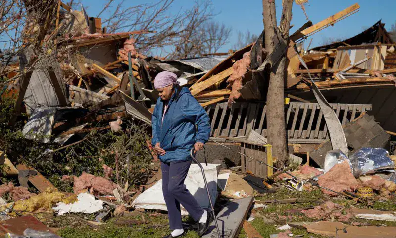 Al menos dos muertos por tormentas y tornados en Estados Unidos