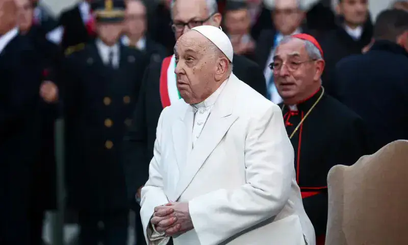 El Papa advierte que inteligencia artificial amenaza el trabajo humano