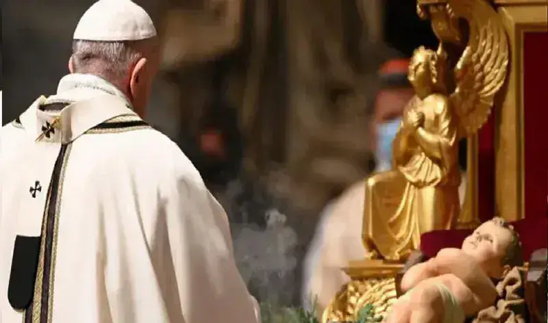 El Papa pide no olvidar la esencia de la Navidad