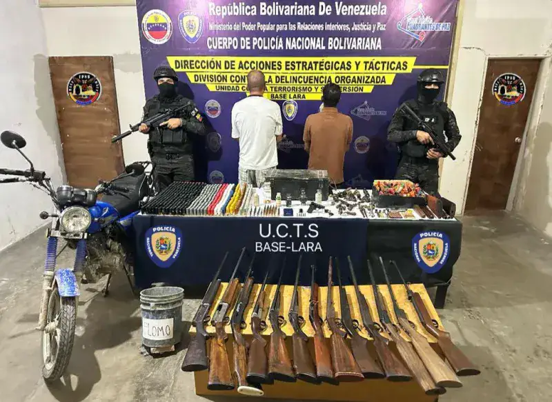Agarran a 7 irregulares con material de guerra