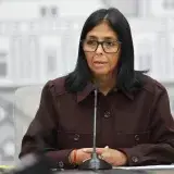 Maiquetía activará pista alterna para retomar vuelos