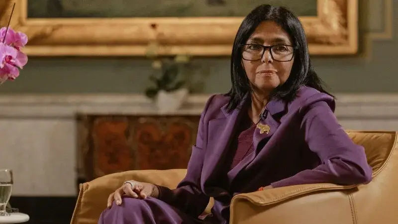 Bajo nivel de aprobación regional para Delcy Rodríguez en sondeo