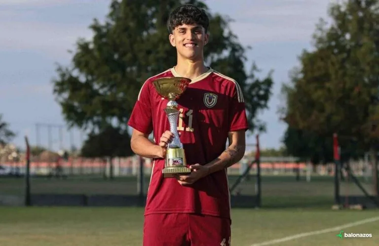 El defensor venezolano Fernando García Bravo renueva con el Osasuna