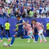Mbappé resolvió ante Paraguay y dejó a Francia en cuartos con un 1-0