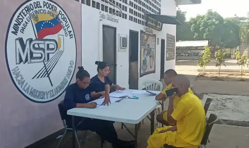 Garantizan comunicación con familiares a privados de libertad trasladados