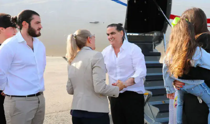 Álex Saab llega al país tras su liberación en EE. UU.