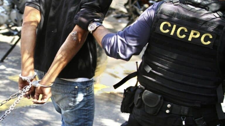 Tres hermanos golpearon a su propia madre tras una discusión