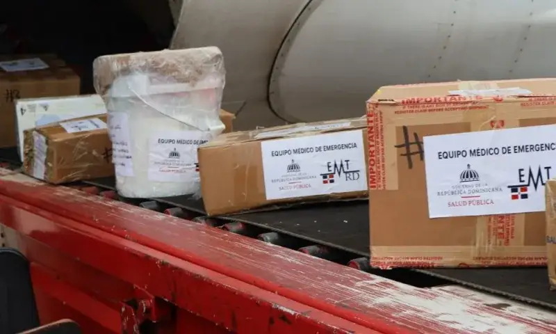 República Dominicana envía vacunas y ayuda humanitaria a Venezuela