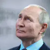 Putin vuelve a su despacho tras ataque con drones contra el Kremlin