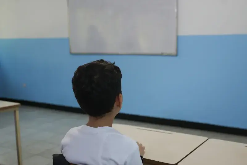 Reubican a más de 86 mil alumnos tras sismos en Venezuela