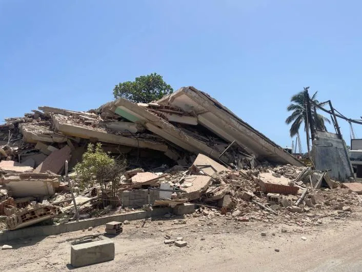 Rodríguez activa plan con US$200 millones tras sismo