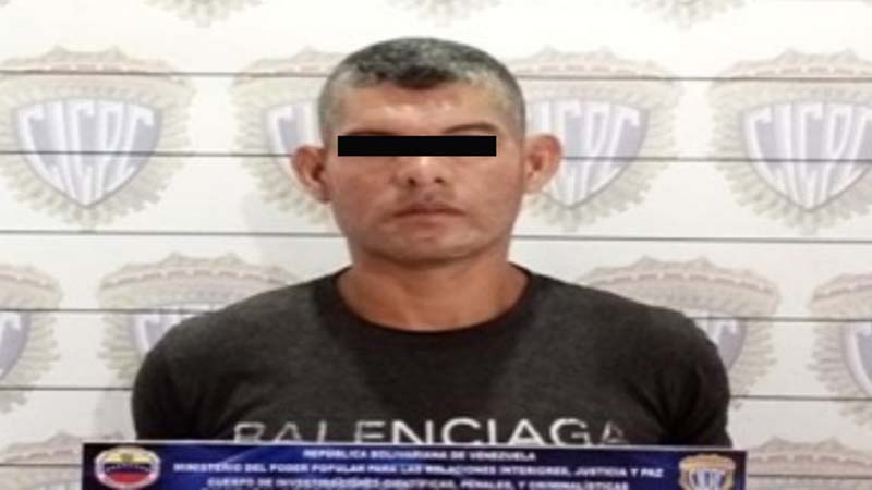 
				Captaba a jovencitas por Facebook, le pedía fotos desnudas y luego las extorsionaba			