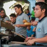 File:Baterista en el Concierto en La Vereda del Lago.jpg