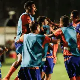 Caracas cae a cuarto lugar tras perder ante Puerto Cabello
