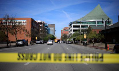 Cinco muertos en tiroteo en el centro de la ciudad de Louisville
