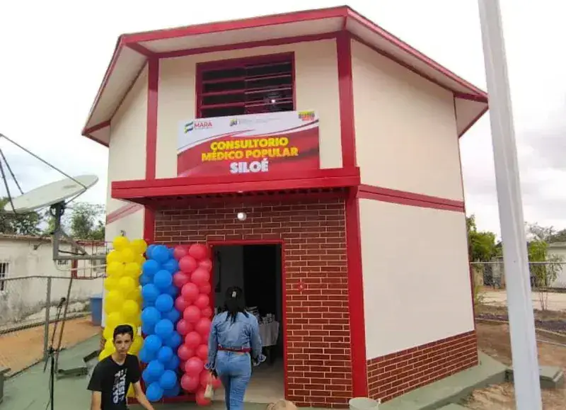 Entregan rehabilitado el Consultorio Médico Popular Siloé en el Zulia