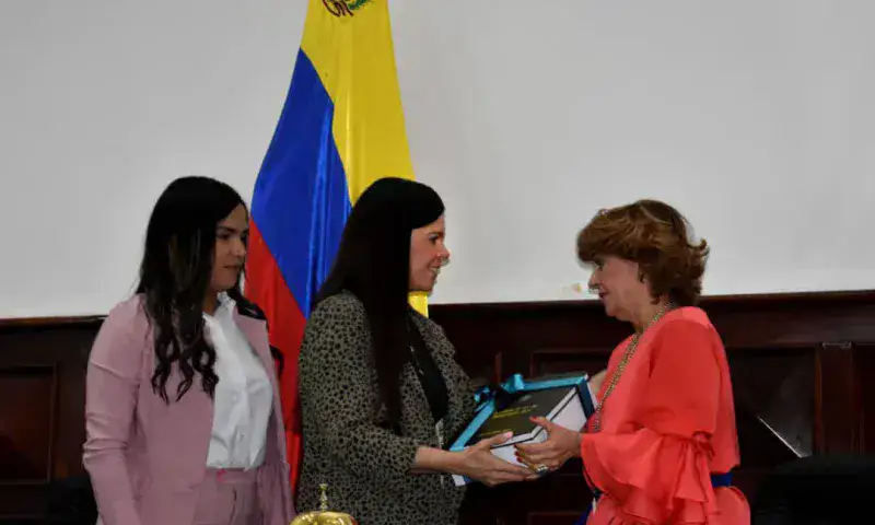 Gobernación consigna ante el Clez proyecto de Ley de Presupuesto 2024 