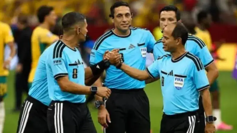 El venezolano Jesús Valenzuela pitara el partido Bosnia vs Catar en el Mundial