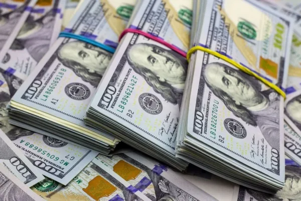 Depósitos en divisas subieron 85,19% en mayo y fueron 46,53% de captaciones