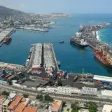 Comercio en La Guaira vuelve a moverse tras los sismos