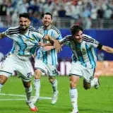 Argentina avanza a semifinal del Mundial tras gol de Álvarez