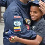Niño de 11 años se reúne con rescate colombiano en La Guaira