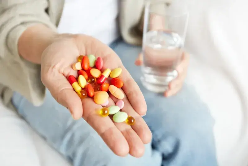 Qué medicamentos pueden agravar los efectos del calor y por qué conviene vigilarse