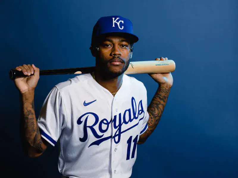 Maikel García llamado a MLB por los Reales