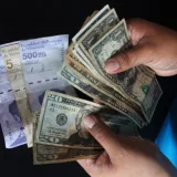 Dólar oficial sube a Bs. 612,43 y amplía la presión sobre los precios