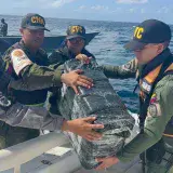 Incautadas 50 panelas de drogas en Los Roques