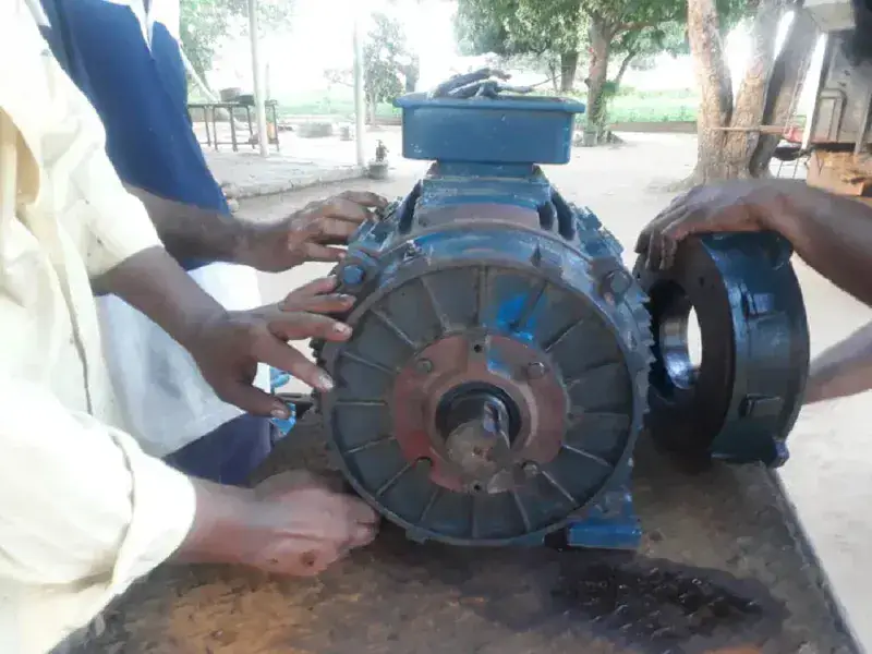 En Zulia instalan bomba de agua en Estación El Chivato de Mara