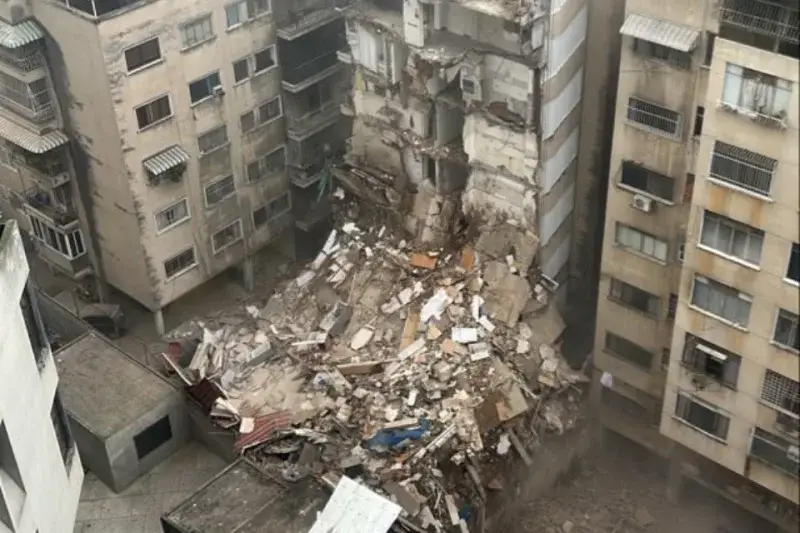 Terremoto en Venezuela deja daños en infraestructuras y reportes de magnitud 7.2 y 7.5
