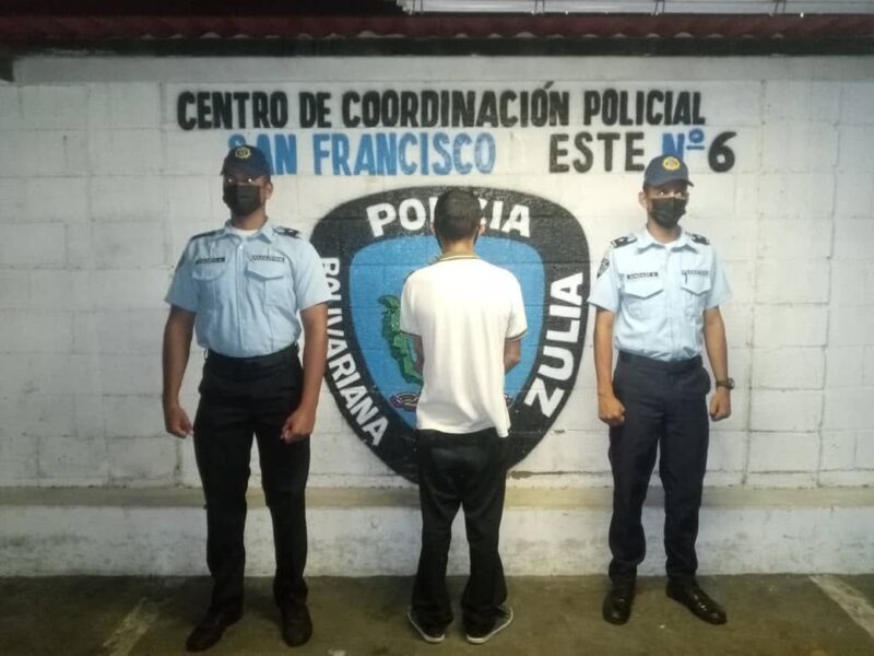 Lo arrestaron por golpear a su padre
