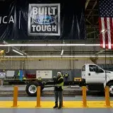 Ford vuelve a contratar ingenieros veteranos tras el tropiezo de la IA