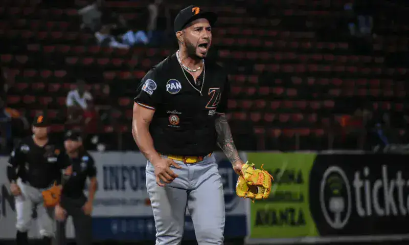 Águilas derrota a Cardenales en 10 entradas