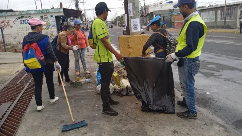Retiran 450 toneladas de basura en 7 parroquias de San Francisco