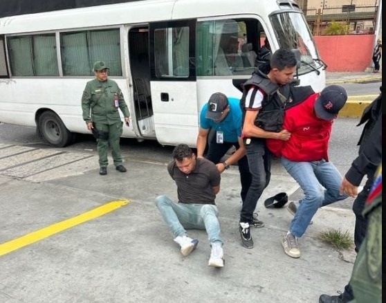 Se robaron casi 100 mil dólares de una oficina de Conviasa en Caracas y fueron capturados
