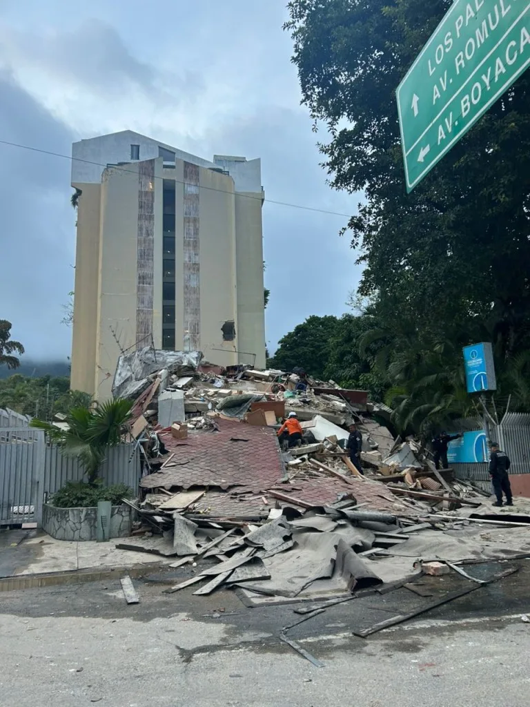 Terremoto de magnitud 7,5 sacude Venezuela y deja daños materiales