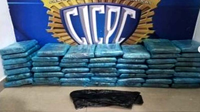 Capturado quincuagenario que estafaba a narcotraficantes con panelas de droga falsas