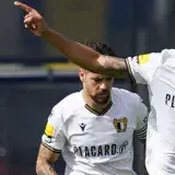 Jhonder Cádiz anotó por tercera jornada consecutiva en Portugal